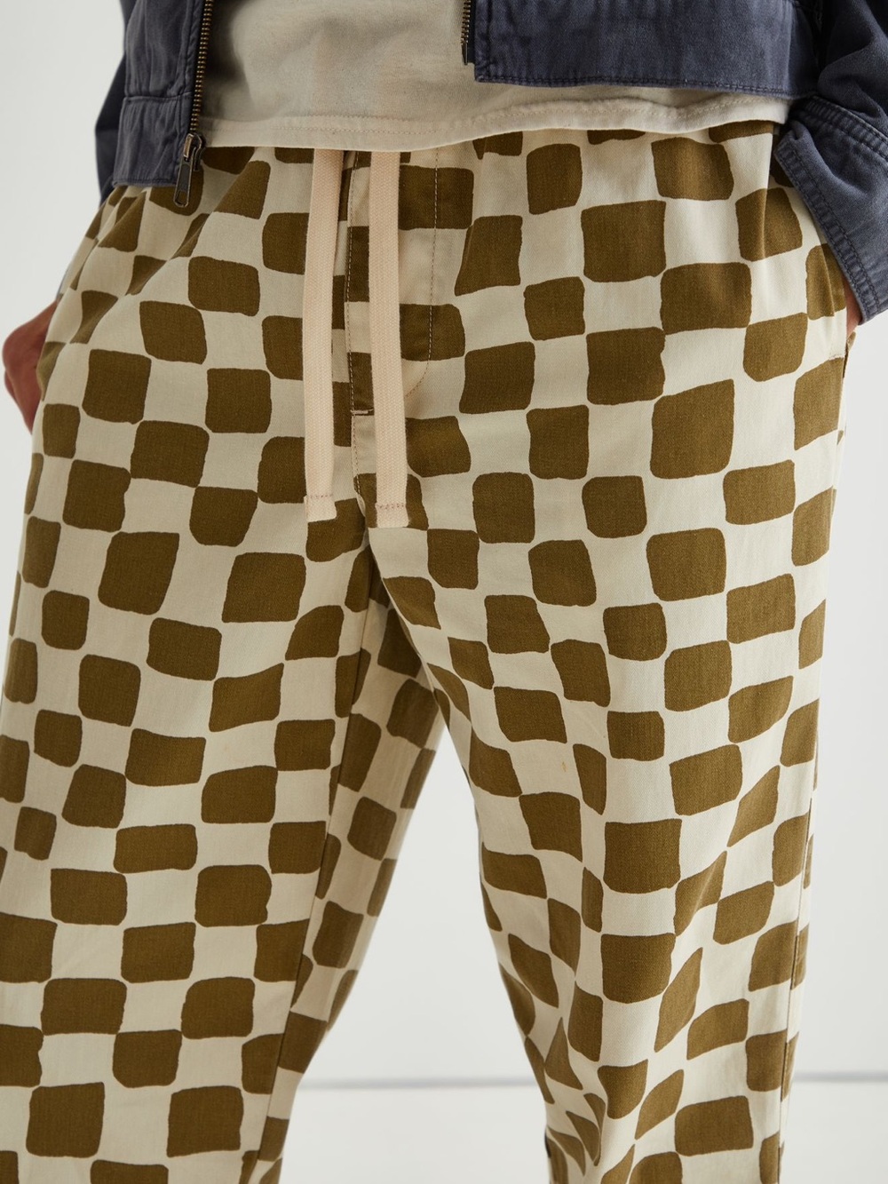 Urban Outfitters Olive and Cream Checkerboard mens pants size Large - Picture 11 of 11